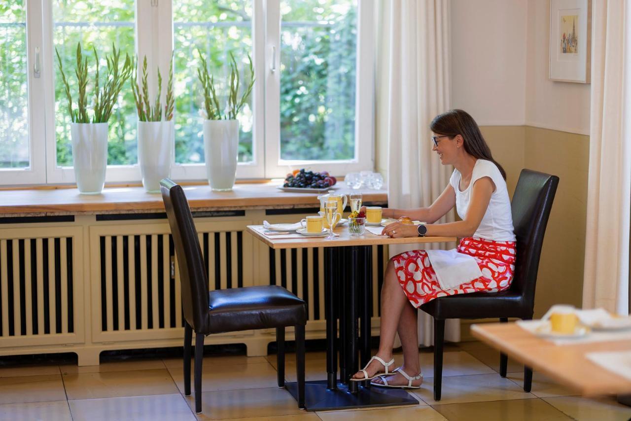 Hotel Minerva Freiburg im Breisgau Buitenkant foto